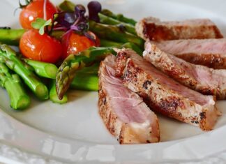 Jak konserwować mięso w słoikach?